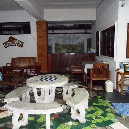 Ban Wiang Guest House Chiang Mai Exteriör bild