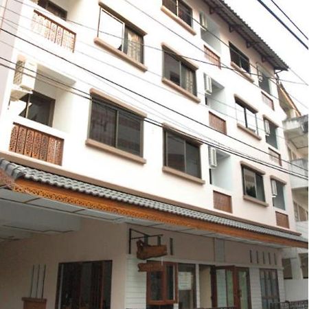 Ban Wiang Guest House Chiang Mai Exteriör bild