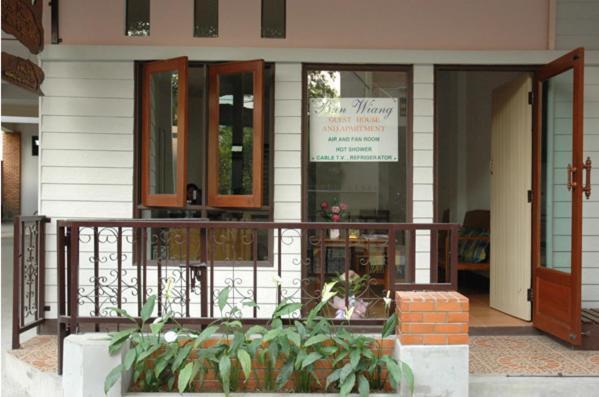 Ban Wiang Guest House Chiang Mai Exteriör bild