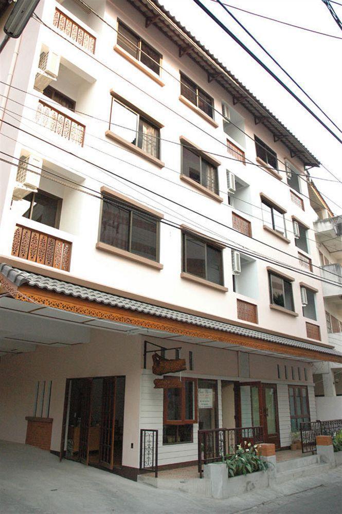 Ban Wiang Guest House Chiang Mai Exteriör bild